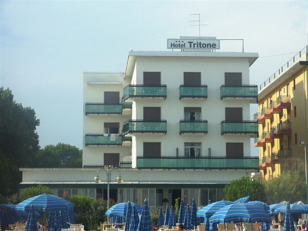 Hotel Tritone Jesolo Lido Exterior foto